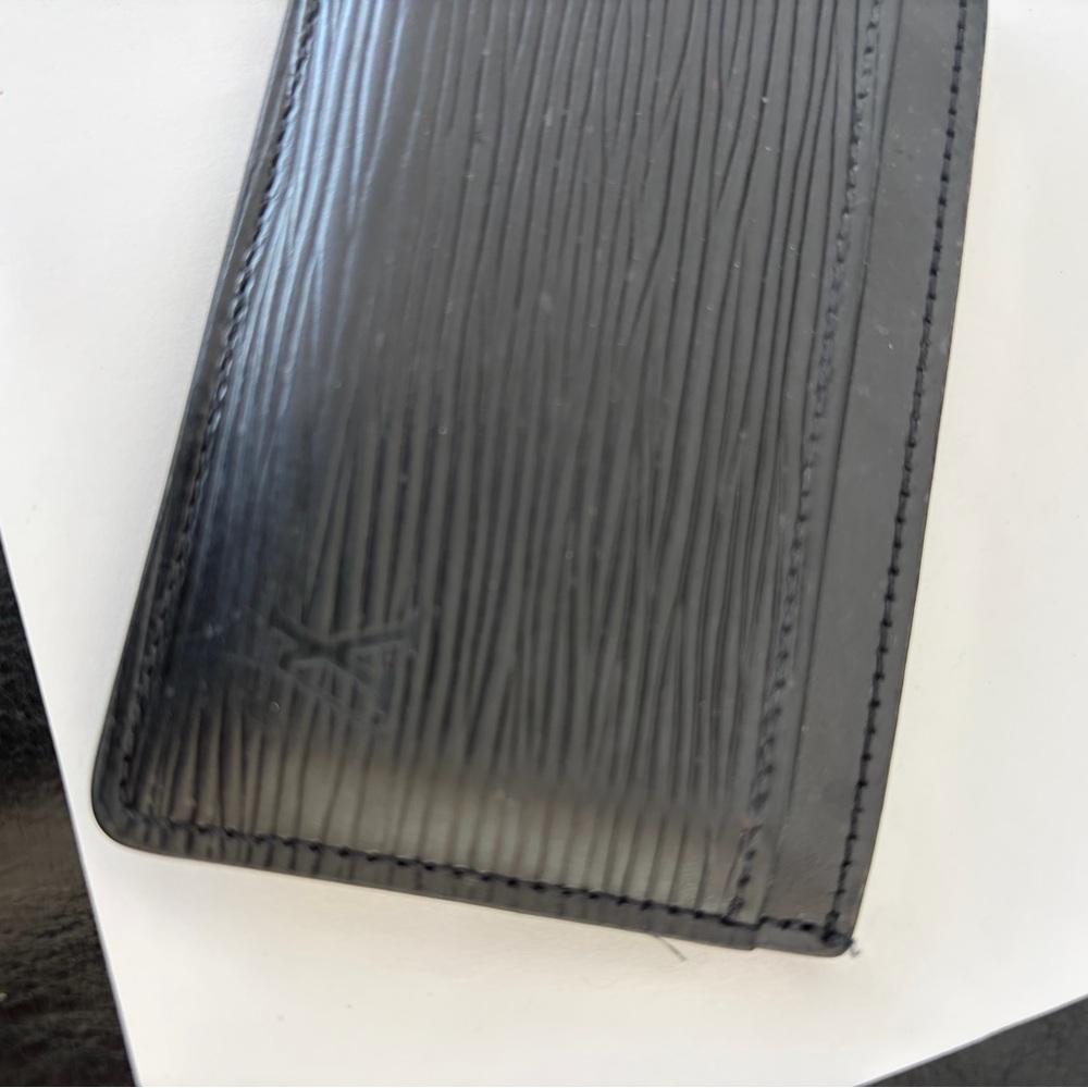 Louis Vuitton Black Epi Leather Card Holder